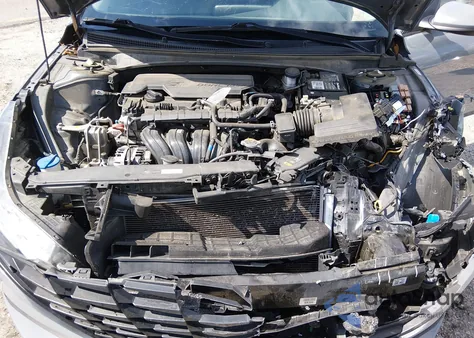 2022 Hyundai Elantra Sel from USA, damaged, VIN KMHLM4AG4NU240152